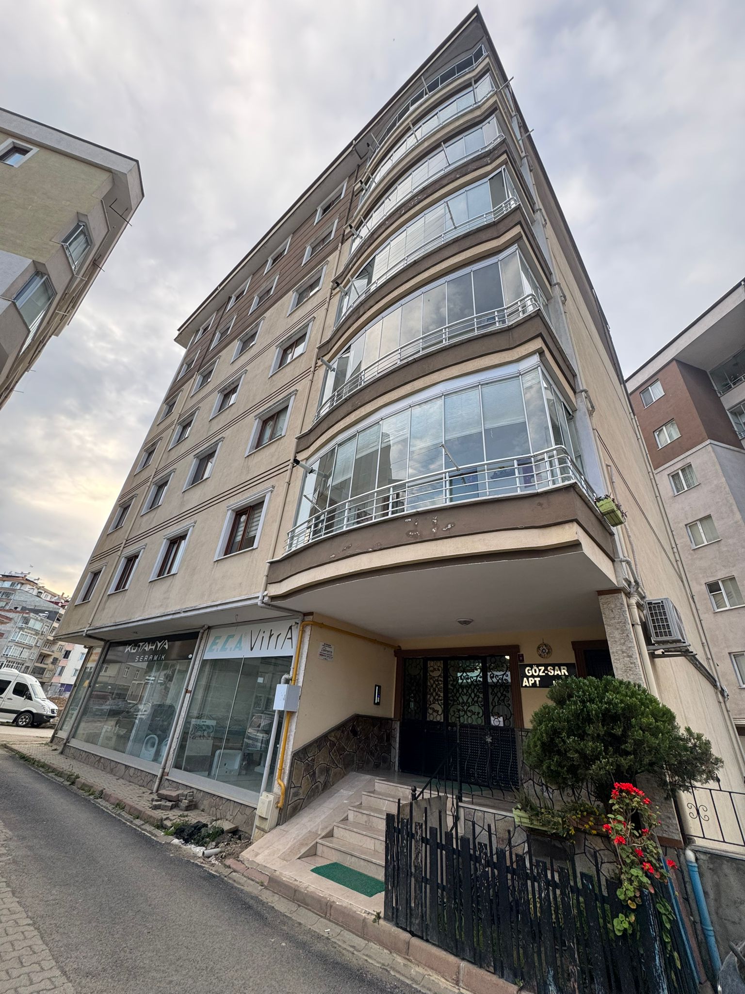 MABEL'DEN MERKEZİ KONUMDA GENİŞ FIRSAT 3+1 DOĞALGAZLI DAİRE